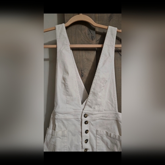 FREE PEOPLE Old School Love Corduroy Pinafore Dress In Cream. Size 2 - Picture 7 of 14